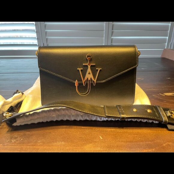 【99%NEW】JW ANDERSON Handbag | Crossbody | Shoulder - BLACK - Picture 2 of 9